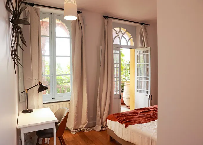 فندق مبيت وإفطار Maison Arcades 2 3*